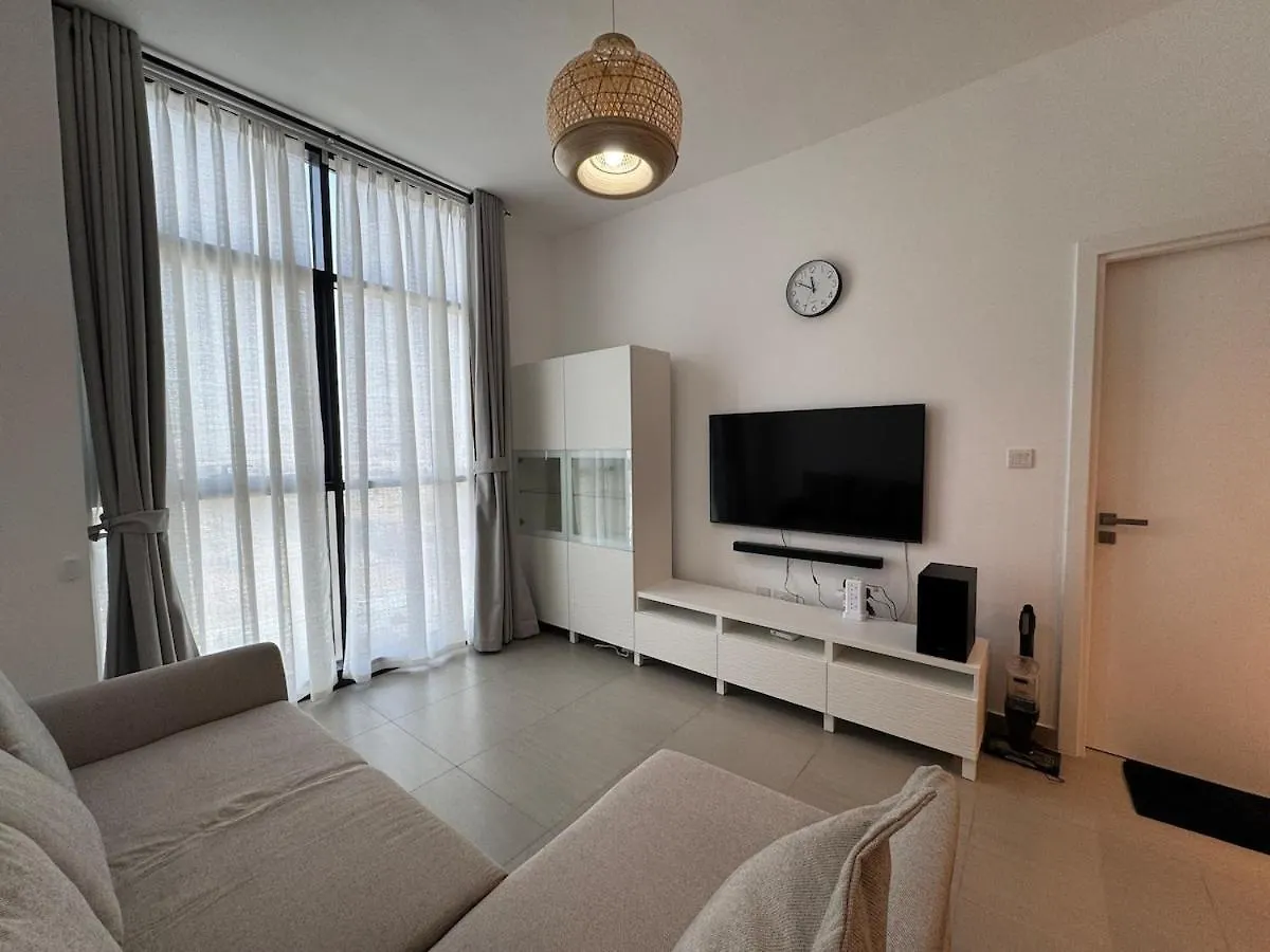 Royal Vacation Home - Modern 1Br Šardžá